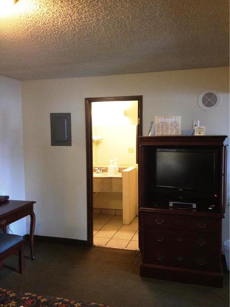 Knights Inn & Suites Seatac Airport Тукуила Екстериор снимка