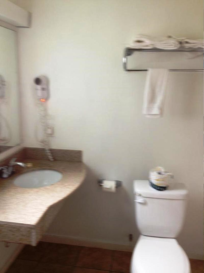 Knights Inn & Suites Seatac Airport Тукуила Екстериор снимка