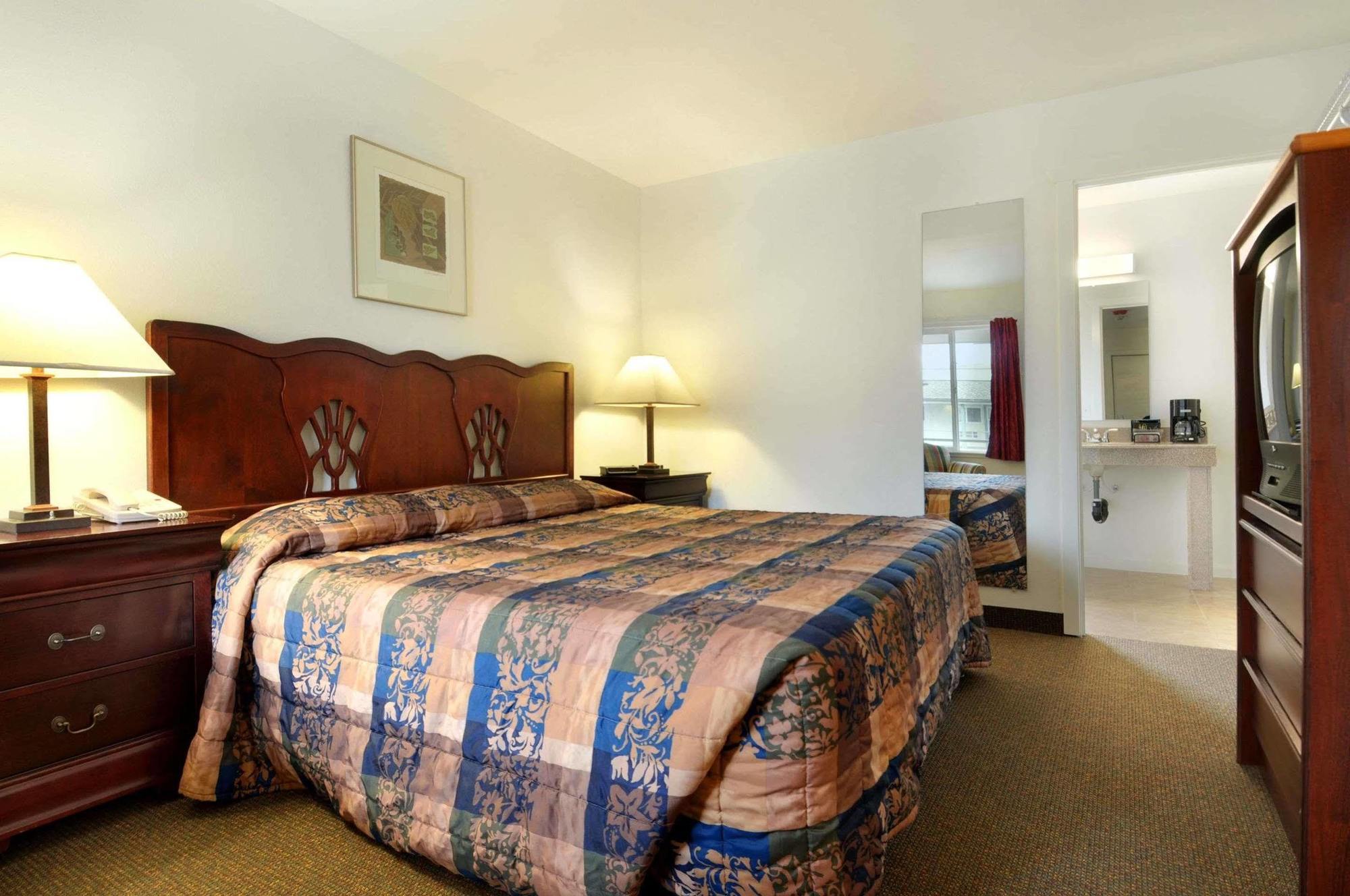 Knights Inn & Suites Seatac Airport Тукуила Екстериор снимка